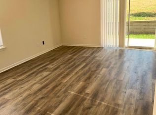 847 Woodside Creek Dr #847, Festus, MO 63028