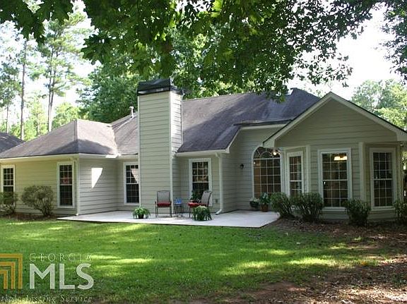 2nd image of 707 Paxton Ln