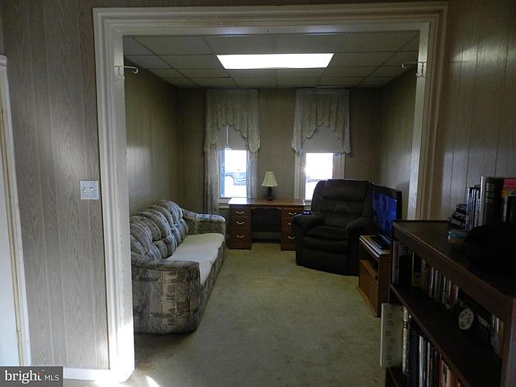 5th image of 1140 Old Cumberland St