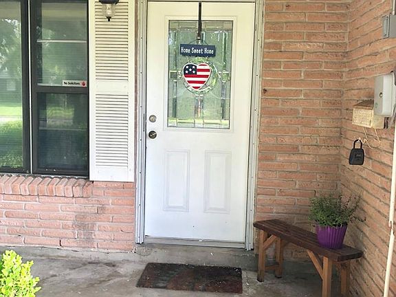 3rd image of 1209 E Inez St