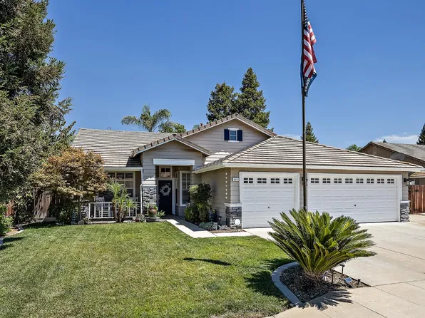 845 McKelvy Ave, Clovis, CA 93611