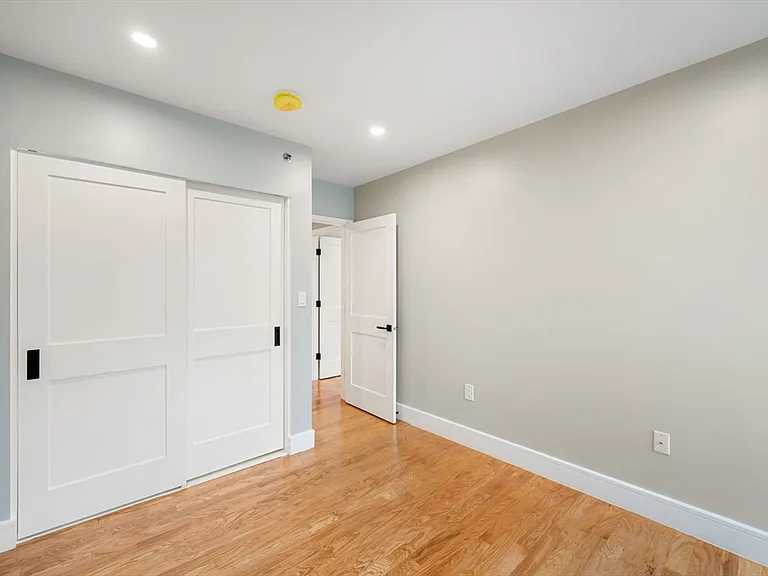 75-83 Cambridge Pkwy #101 — Photo 20