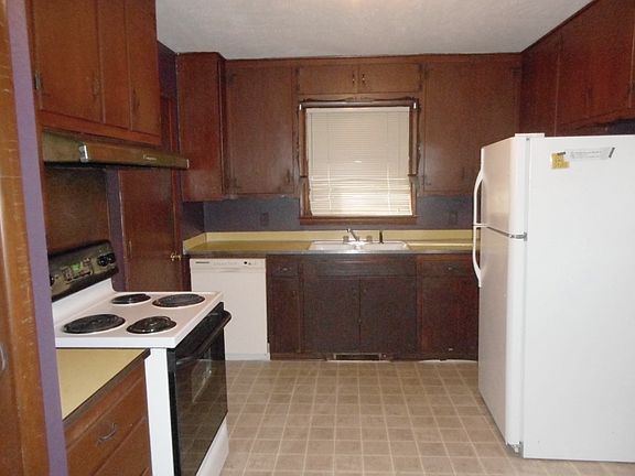 Kitchen, electric stove, fridge, dishwasher, disposal