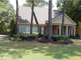 7133 Pinecrest Dr, Montgomery, AL 36117