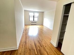 43-07 39th Pl #3F, Sunnyside, NY 11104
