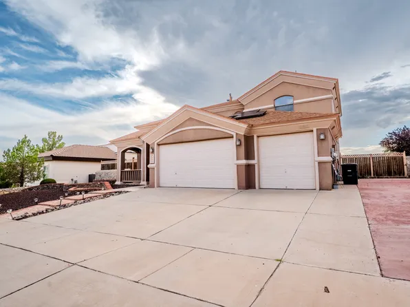 425 Emerald Shore Ln, Socorro, TX 79928