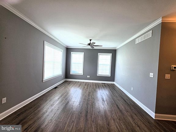 5th image of 16 Lexie Ct