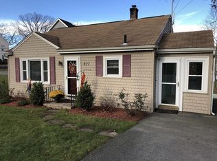 277 Thacher St, Attleboro, MA 02703