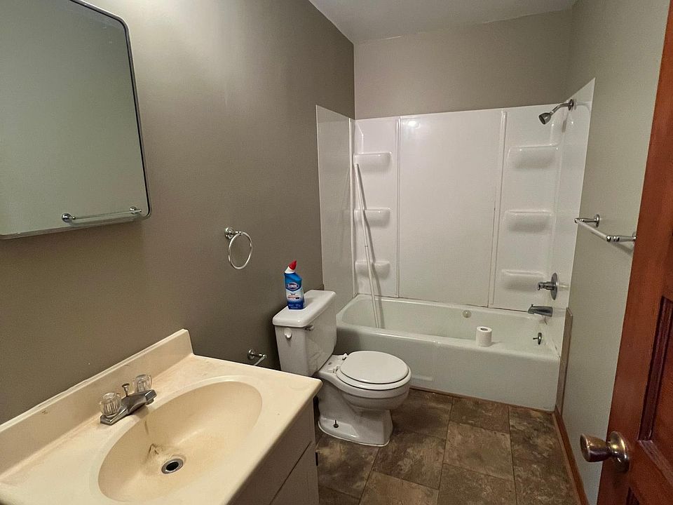 1st image of 500 Sunrise Ln #1