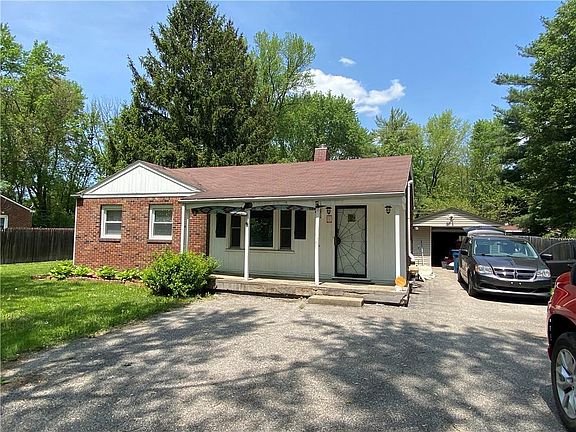 3rd image of 2016 Mayfair Dr