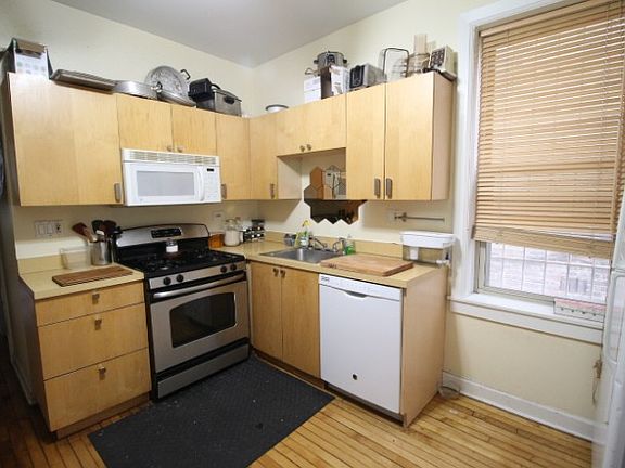 5th image of 3228 N Central Park Ave Unit 1