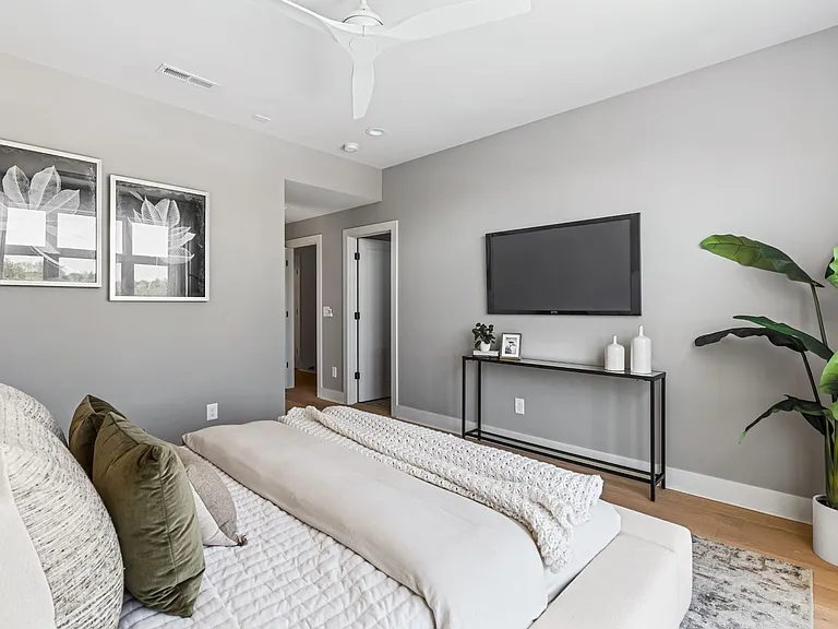 2305 Eastland Ave #A — Photo 23