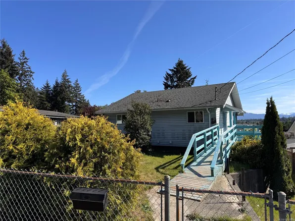 349 Rockland Rd, Campbell River, BC V9W 1N7