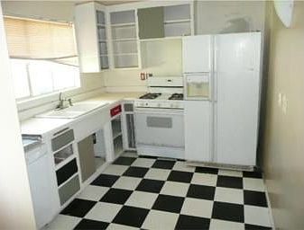 2nd image of 4295 Eileen St