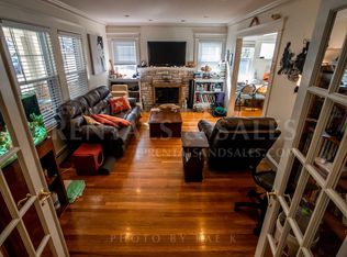 10 Garth Rd #1RAEKULIK, West Roxbury, MA 02132