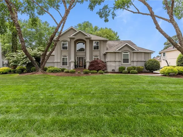 1317 Baffy Loop, Chesapeake, VA 23320