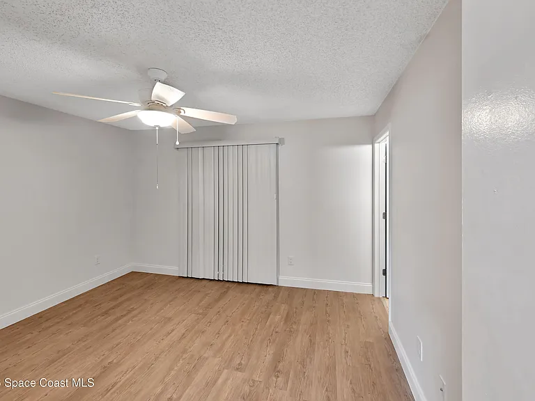 400 Calabria Ave SE — Photo 25