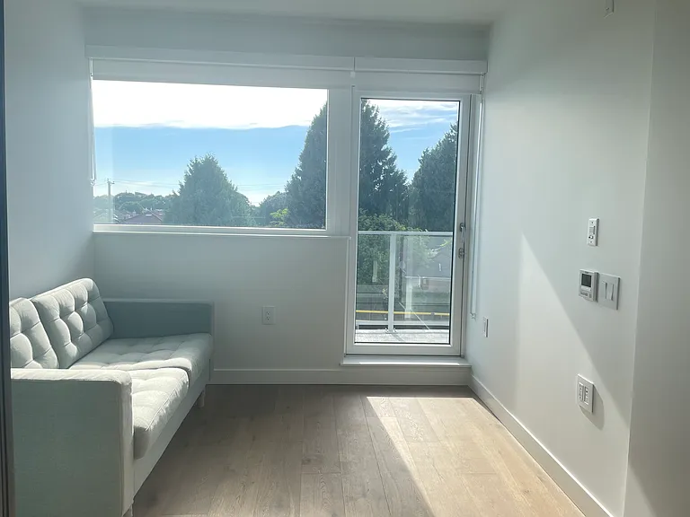 8080 Oak St #406 — Photo 1