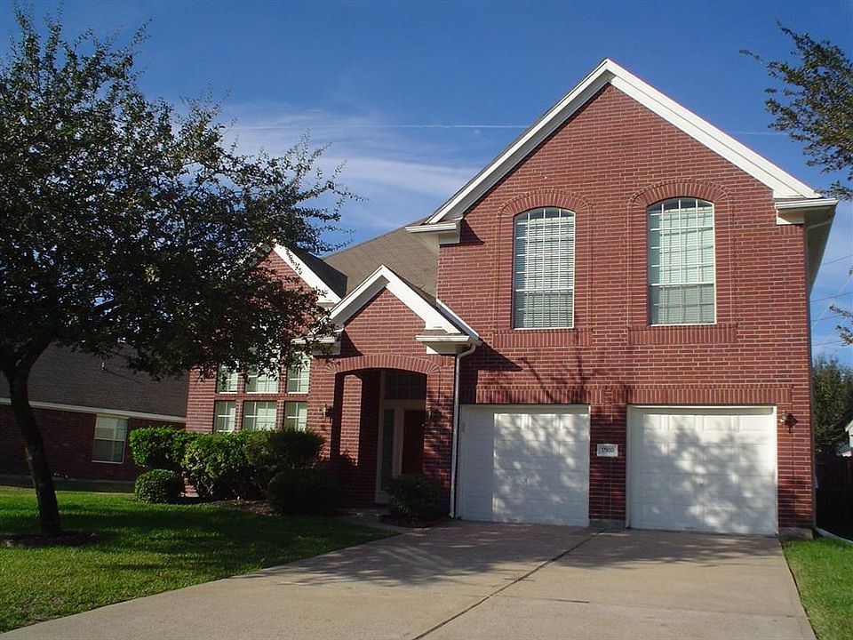 1st image of 17930 Camden Oaks Ln