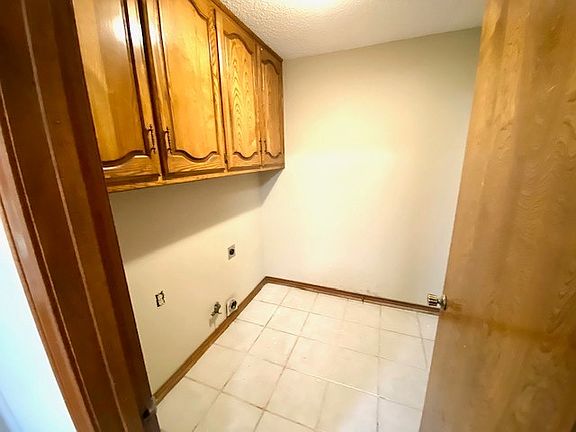 5th image of 1236 Sheree Ln