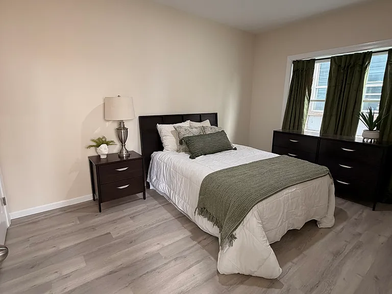 59-61 Cedar St #2 — Photo 6