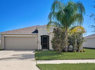 927 Zone Tailed Hawk Pl, Ruskin, FL 33570