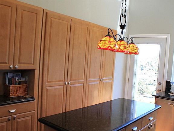4th image of 8975 Lawrence Welk Dr Space 143