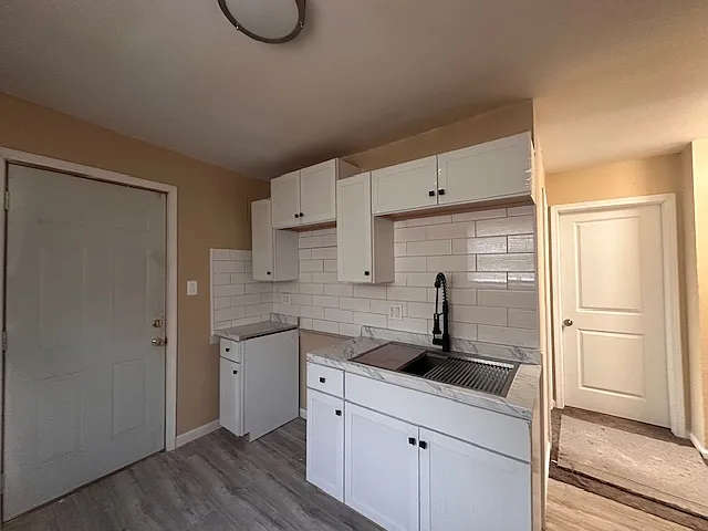 14128 Patton St — Photo 3