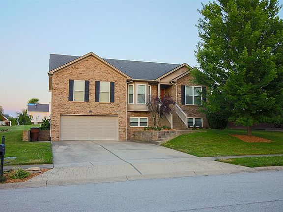 2nd image of 2235 Sunrise Cir