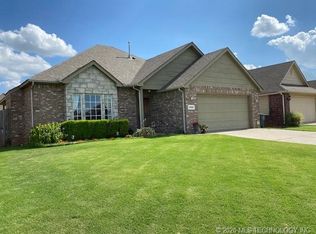 18906 E 49th St S, Tulsa, OK 74134
