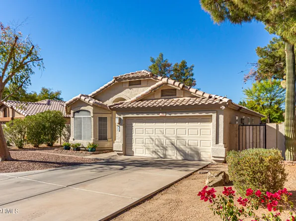 10 S TIAGO Drive, Gilbert, AZ 85233