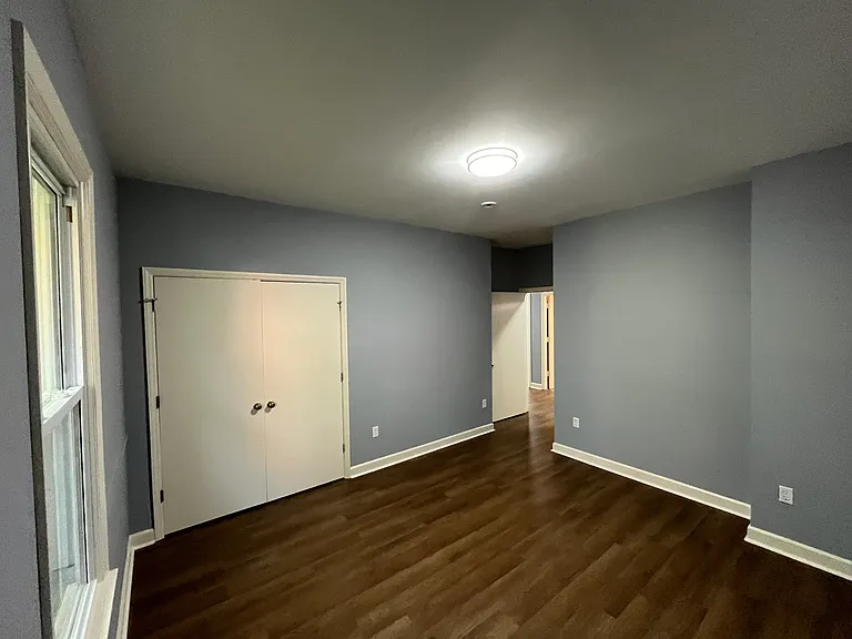 724 S Broad St — Photo 17