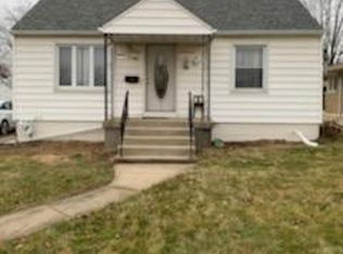 1609 Dearborn St, Crest Hill, IL 60403