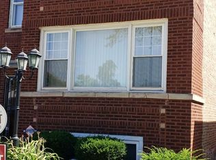 1027 32nd Ave, Bellwood, IL 60104