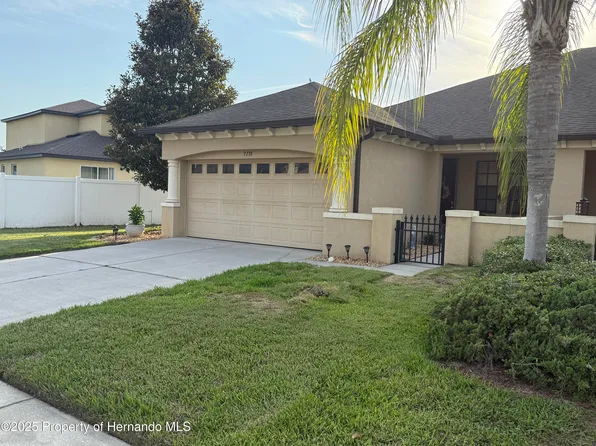 9238 Southern Charm Cir, Brooksville, FL 34613