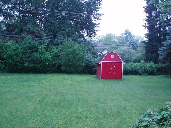 5th image of 4224 E Cambridge Dr