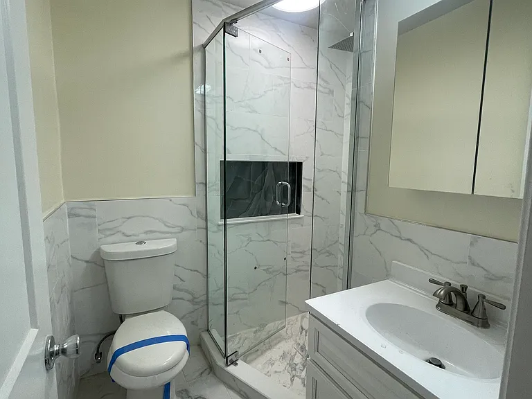 160 Laconia Ave #2 — Photo 8