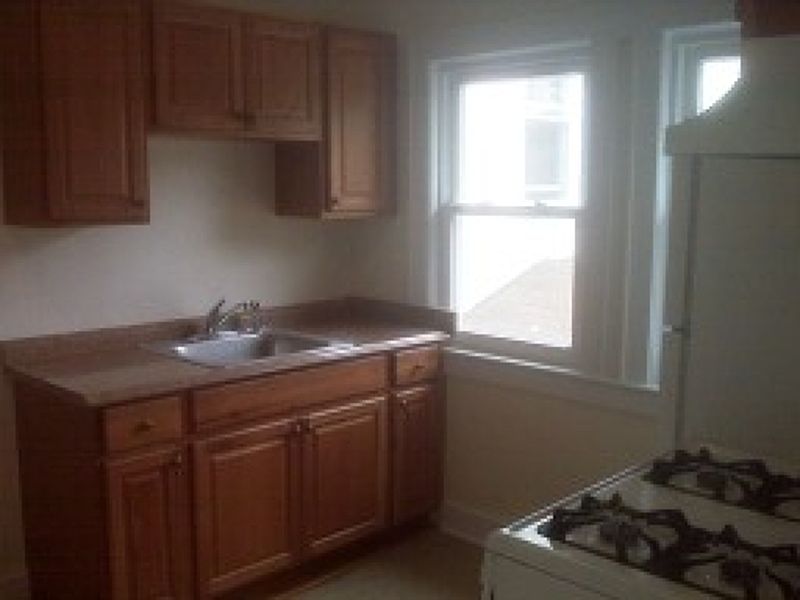 1st image of 257 Hoover Ave