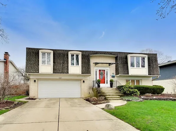 127 W King Henry Ct, Palatine, IL 60067