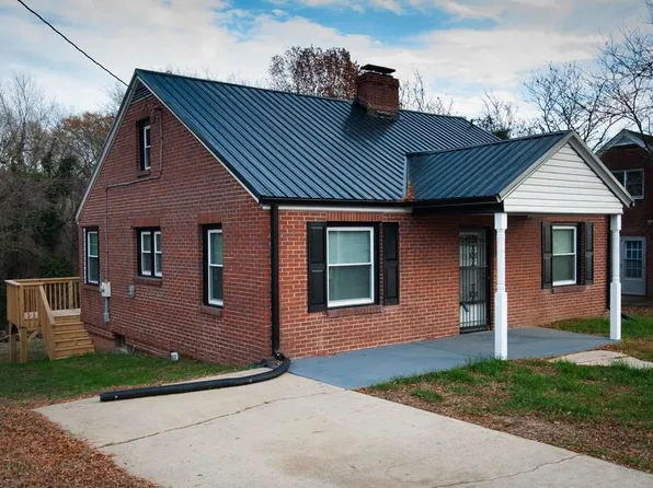 125 Forestlawn Dr, Danville, VA 24540