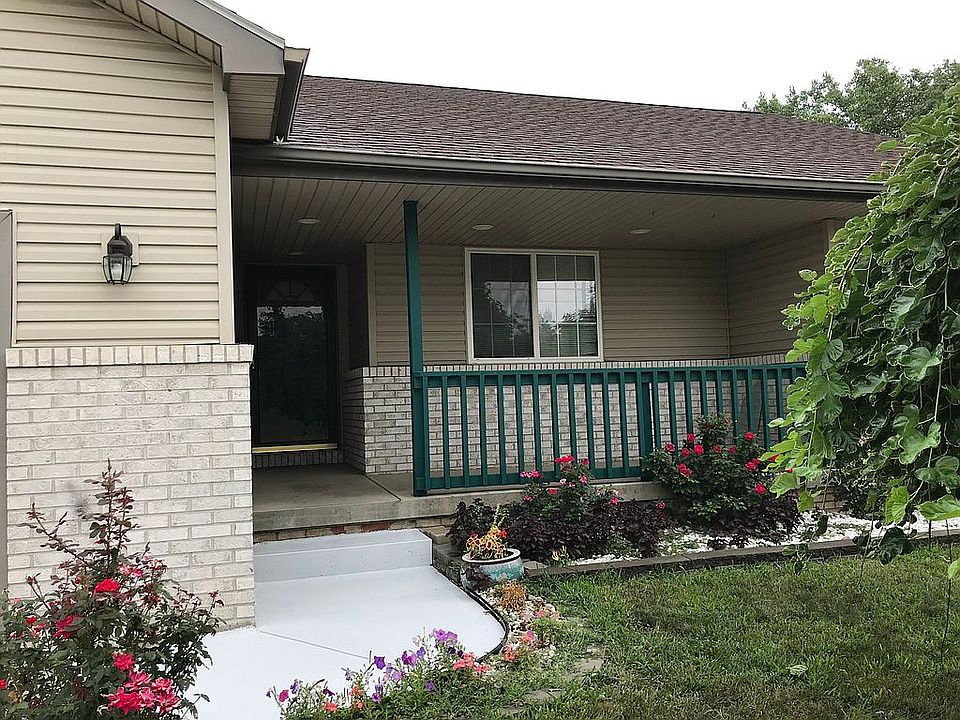 1st image of 3731 Fieldcrest Dr