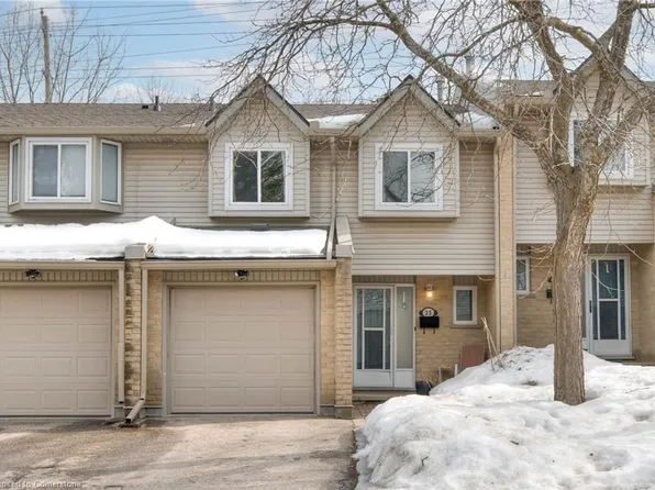 29 Paulander Dr #25, Kitchener, ON N2M 5L1