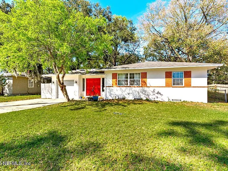 6545 Newcastle Rd — Photo 3