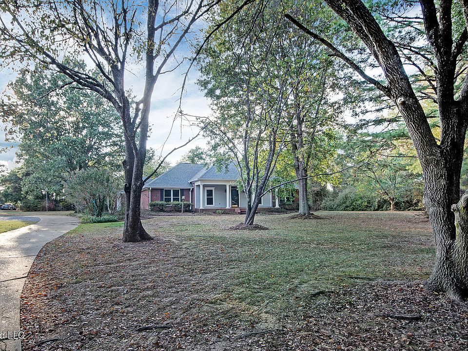 1st image of 92 Bozeman Paine Cir