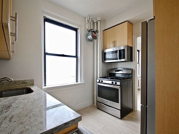 2nd image of 636 W 174th St APT 9a