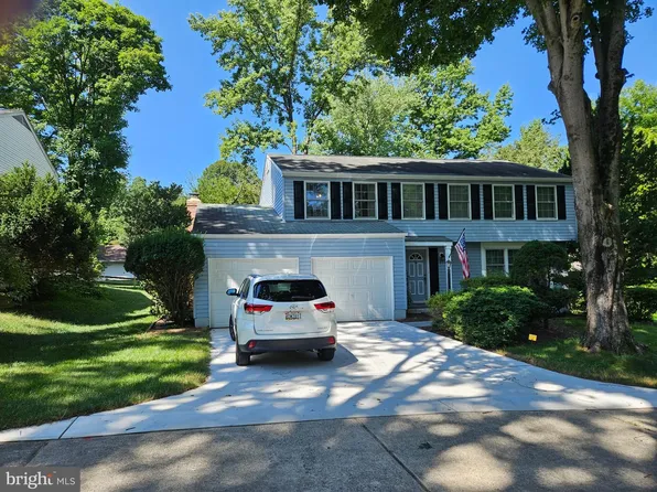 7026 Deepage Dr, Columbia, MD 21045