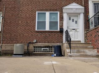 4662 Weymouth St, Philadelphia, PA 19120