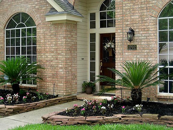 Welcome your guests with fresh landscaping. No need to do a thing with the front beds!
