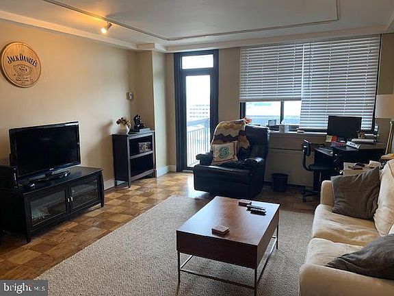 2nd image of 801 N Pitt St APT 806