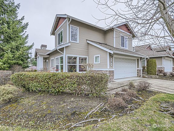 2nd image of 5909 Panorama Drive SE #2-101